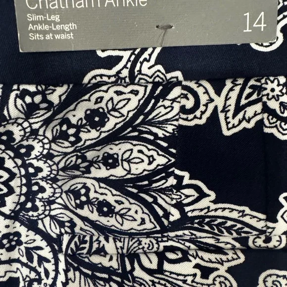 TALBOTS CHATHAM ANKLE PANTS - CURVY FIT - PAISLEY - Picture 5 of 5